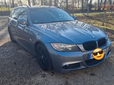 Grau Gebraucht 2008 BMW 318 Performance Kombi | 3.900 € (Guter Preis)