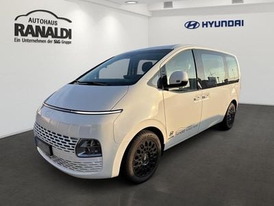 Weiss Gebraucht 2024 Hyundai Staria Trend Van / Kleinbus | 41.990 € (Guter Preis)