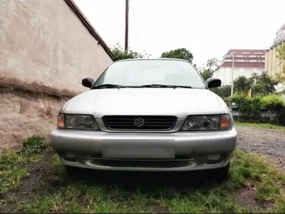 Usata Suzuki Baleno 86 CV (63 kW) 1997 Grigio Station wagon