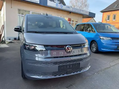 Używany VW T7 150 KM (110 kW) 2024 Szary Van