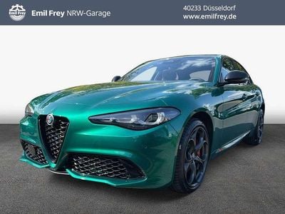 Neu Alfa Romeo Giulia 280 PS (205 kW) 2025 Verde montreal, spezial  dach Limousine