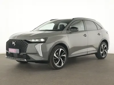 Gebraucht DS Automobiles DS7 Crossback Opera 131 PS (96 kW) 2024 Seidengrau SUV