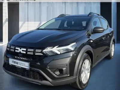 Occasion Dacia Sandero Essentiel 122 PK (89 kW) 2024 Zwart Sedan