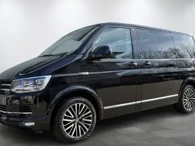 Używany VW Multivan Highline 145 KM (106 kW) 2016 Czarny Minivan