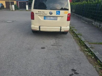Gebraucht VW Caddy Family 102 PS (75 kW) 2017 Gelb Van / Kleinbus