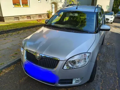 Gebraucht Skoda Roomster Comfort 86 PS (63 kW) 2007 Silber Van / Kleinbus