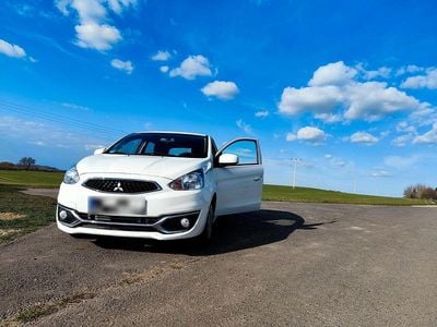 Gebraucht Mitsubishi Space Star Plus 71 PS (52 kW) 2019 Weiß Kleinwagen