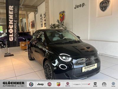 Neu Fiat 500e La Prima 69 kW (95 PS) 2025 Schwarz Kleinwagen