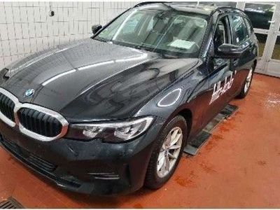 gebraucht BMW 318 d Aut/LiveCockProf/SportSitz/Stop&Go/ParkSyst