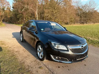 Gebraucht Opel Insignia 100 PS (73 kW) 2016 Schwarz Limousine