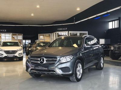 Grau Gebraucht 2017 Mercedes GLC220 SUV | 25.470 € (Etwas zu teuer)