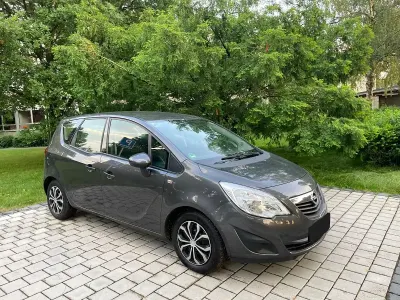 Gebraucht Opel Meriva 120 PS (88 kW) 2011 Grau Van / Kleinbus