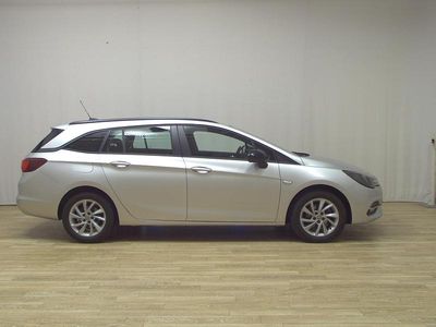 Silber Gebraucht 2022 Opel Astra Business Kombi | 13.980 € (Superpreis)