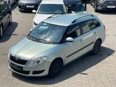 Gebraucht Skoda Fabia Family 86 PS (63 kW) 2012 Grün Kombi