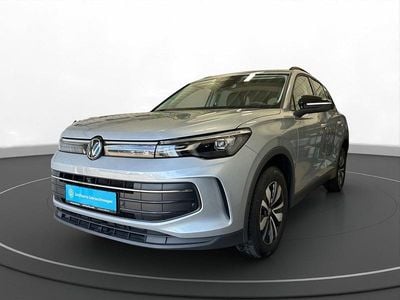 Gebraucht VW Tiguan Goal 193 PS (141 kW) 2025 Silber SUV