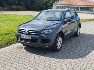 Gebraucht VW Touareg Terrain Tech 245 PS (180 kW) 2013 Grau SUV