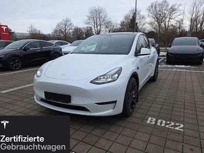 Weiß Gebraucht 2022 Tesla Model Y Performance SUV | 39.700 € (Etwas zu teuer)