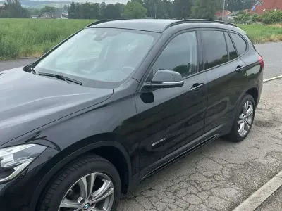 Gebraucht BMW X1 Sport Line 150 PS (110 kW) 2017 Schwarz SUV