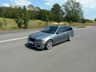 Gebraucht BMW 330 M Sport 231 PS (169 kW) 2003 Grau Kombi