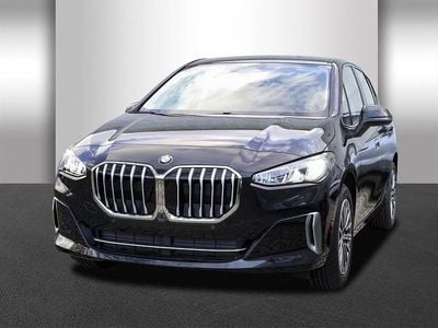 Schwarz Neu 2025 BMW 218 Active Tourer Sport Line Van / Kleinbus | 31.890 € (Superpreis)