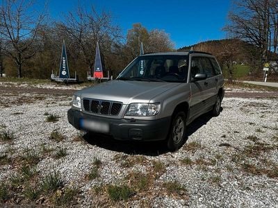 Usata Subaru Forester 125 CV (91 kW) 2000 Argento SUV
