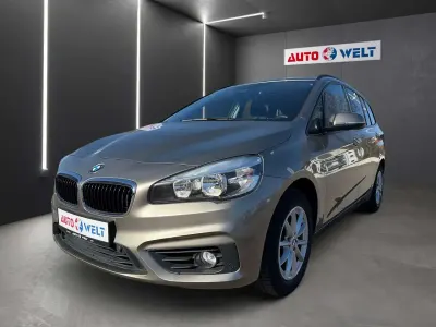 Gebraucht BMW 218 140 PS (102 kW) 2017 Grau Van / Kleinbus
