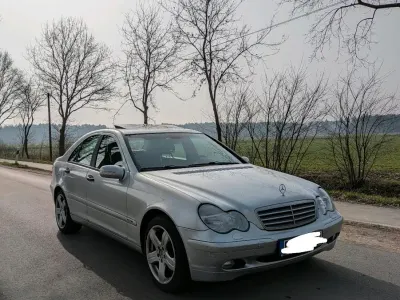 Gebraucht Mercedes C220 144 PS (105 kW) 2001 Silber Limousine