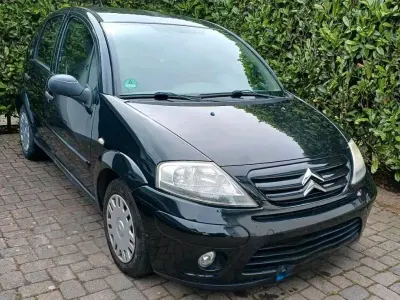 Gebraucht Citroën C3 60 PS (44 kW) 2008 Schwarz Kleinwagen