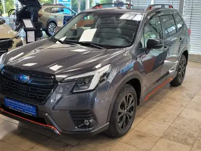Gebraucht Subaru Forester Exclusive+ 150 PS (110 kW) 2024 Grau SUV