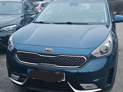 Blau Gebraucht 2018 Kia Niro Vision SUV | 13.900 € (Fairer Preis)