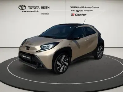 Gebraucht Toyota Aygo X X-plore 72 PS (52 kW) 2022 SUV