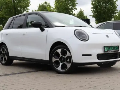 Neu JAC E30X 359 kW (489 PS) 2026 Whiteblack Kleinwagen