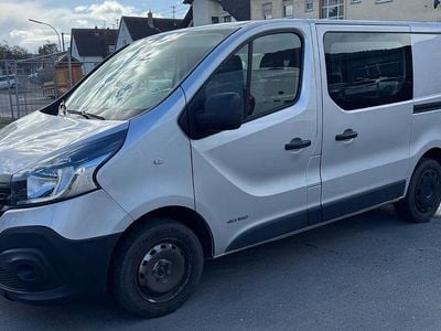 Usata Renault Trafic 121 CV (88 kW) 2017 Argento Monovolume
