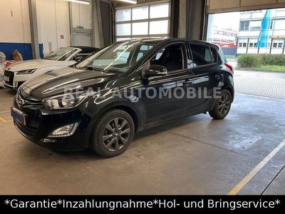 Gebraucht Hyundai i20 Edition 86 PS (63 kW) 2014 Schwarz Kleinwagen