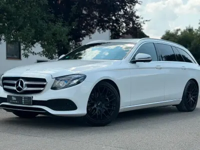 Gebraucht Mercedes E220 Avantgarde 194 PS (142 kW) 2017 Weiß Kombi
