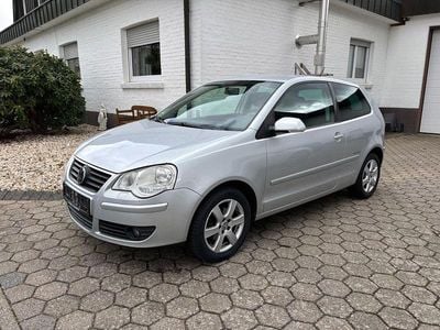 Gebraucht VW Polo Trendline 60 PS (44 kW) 2009 Silber Kleinwagen
