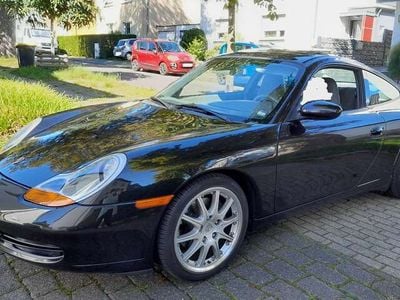 Porsche 911 Carrera