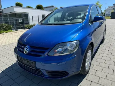 Usata VW Golf IV Comfortline 140 CV (102 kW) 2005 Blu Berlina