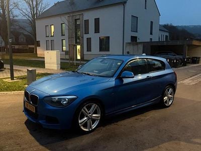 Blau Gebraucht 2014 BMW 118 Shadowline Kleinwagen | 10.500 € (Fairer Preis)