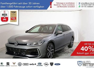 Gebraucht VW Passat R-line 265 PS (194 kW) 2025 Grau Kombi