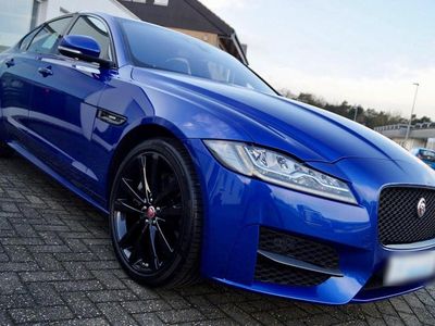 Gebraucht Jaguar XF 300 PS (220 kW) 2016 Blau Limousine