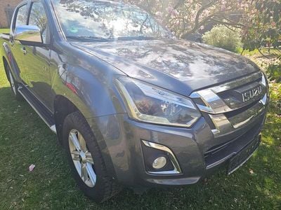 Usado Isuzu Pick up 163 HP (119 kW) 2017 Cinzento Pickup