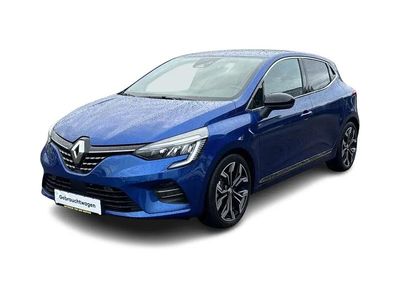 Blau Gebraucht 2023 Renault Clio V Techno Kleinwagen | 19.990 € (Fairer Preis)