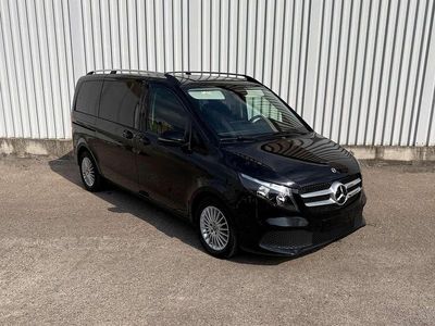 Mercedes V220