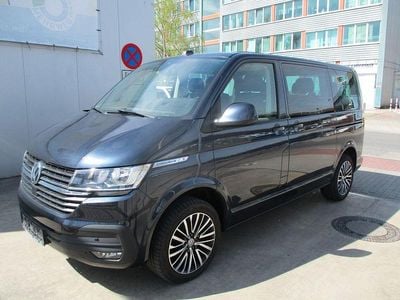 Usata VW Caravelle 150 CV (110 kW) 2021 Blu Monovolume