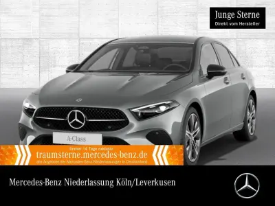 Gebraucht Mercedes A200 Night 150 PS (110 kW) 2023 Grau Limousine
