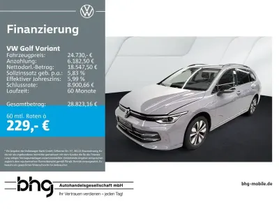 Gebraucht VW Golf VIII Goal 150 PS (110 kW) 2025 Mondsteingrau Kombi
