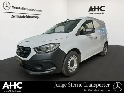 Gebraucht Mercedes Citan 108 75 PS (55 kW) 2023 Arktikweiß Van / Kleinbus