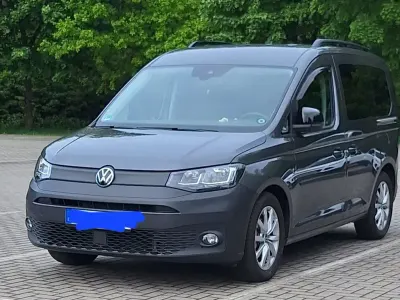 Gebraucht VW Caddy 102 PS (75 kW) 2022 Van / Kleinbus
