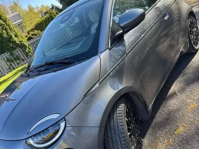 Gebraucht Fiat 500e La Prima 86 kW (118 PS) 2021 Grau Limousine